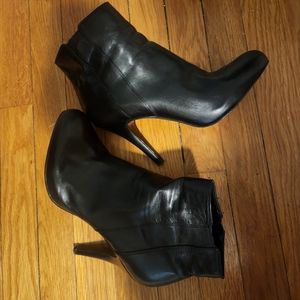 Nine West Extendo size 9M